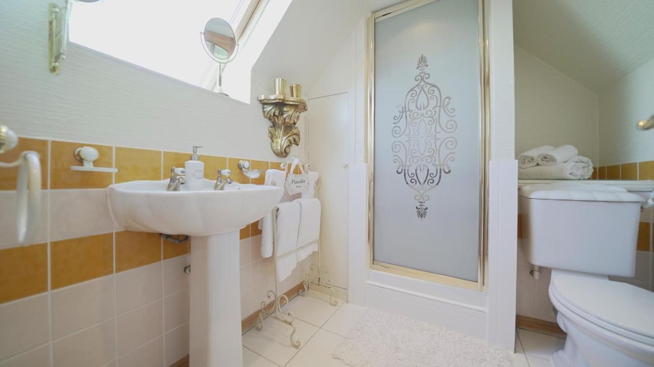 The Old Tramhouse Self Catering Apartments Stirling Dış mekan fotoğraf