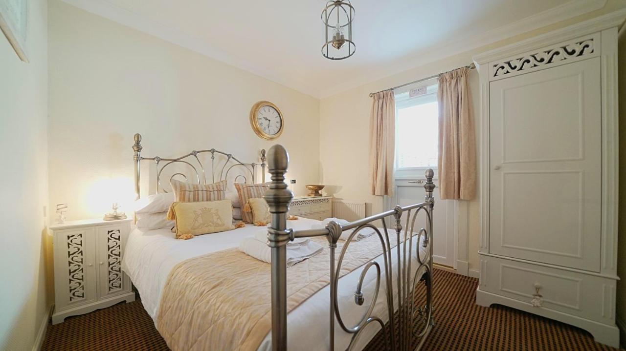 The Old Tramhouse Self Catering Apartments Stirling Dış mekan fotoğraf