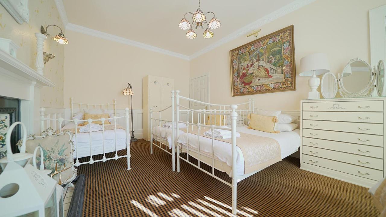 The Old Tramhouse Self Catering Apartments Stirling Dış mekan fotoğraf
